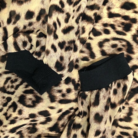 Torrid Leopard Print Semi-Sheer Blouse With Black Trim, Plus Size - Picture 8 of 12
